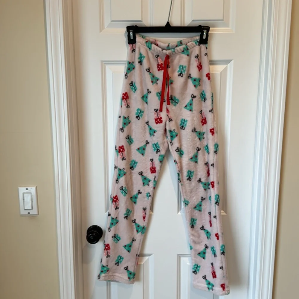Christmas Fleece Pajama Pants - Pink w/ Green and Red‎ - Small
